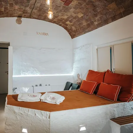 Zahira Suite&Spa-2